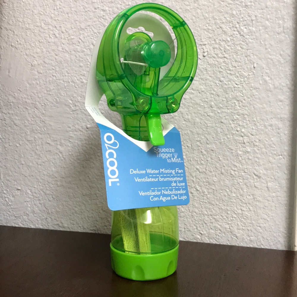 Water misting fan